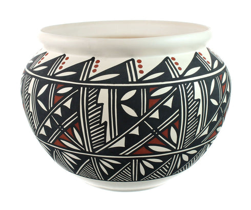 Native American Hand Crafted Acoma Pottery By Artist Lindsey B. Concho NN20025